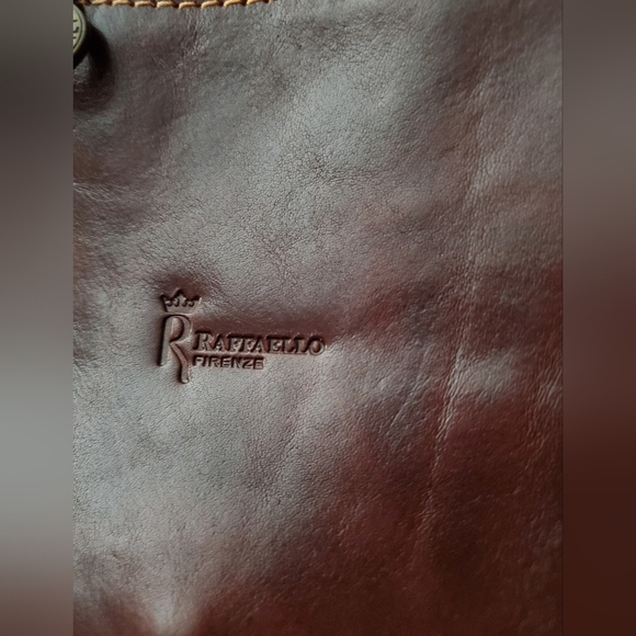 Raffaello Firenze gorgeous Leather crossbody Shoulder Bag Made in Italy - Picture 3 of 7